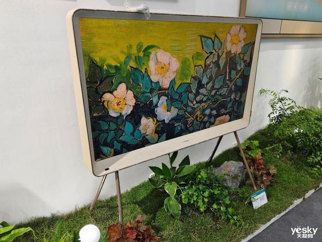 im电竞平台CITE2024：海信展出MiniLED、激光电视、电竞显示器、AI大模型(图9)