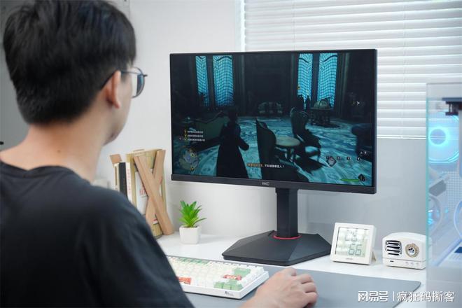 2024年推荐：FPS电竞小屏618选购攻略买对就上大分！(图1)