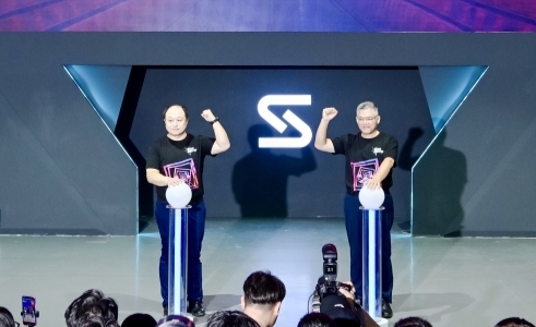 TCL华星携手联想参展2024ChinaJoy引领电竞新潮体验(图2)