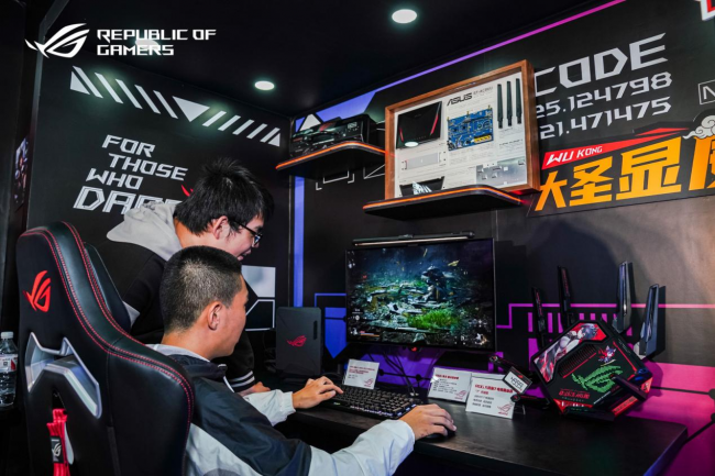 ROG多款电竞显示器亮相2024ROGDAY助力玩家畅游！(图8)