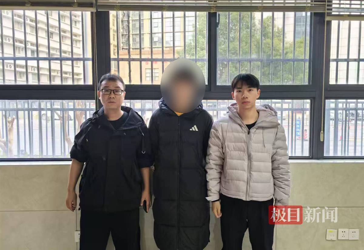 电竞馆的熟客调包偷鼠标武汉警方持续追踪破案追赃(图4)