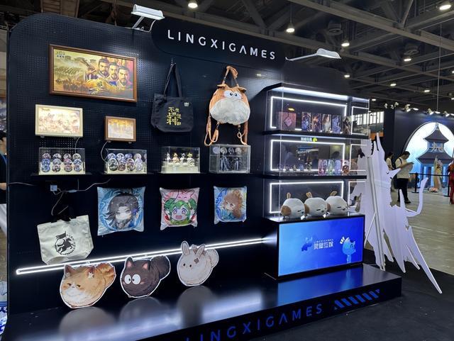 2025中国国际漫画节动漫游戏展开幕灵犀互娱等广东游戏厂商集中亮相(图6)
