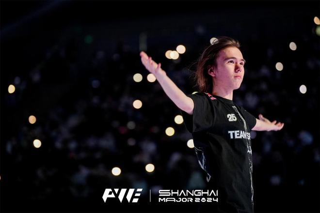 CS顶级赛事点燃“电竞之都”上海(图2)