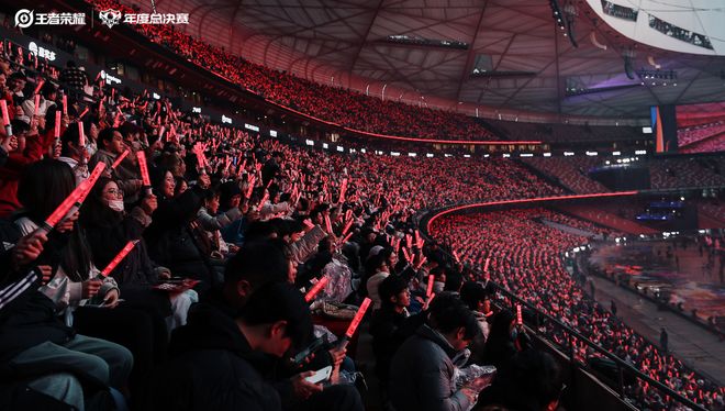 超六万人“鸟巢”见证im电竞平台传奇六连冠成都AG超玩会成功蝉联总冠军(图12)