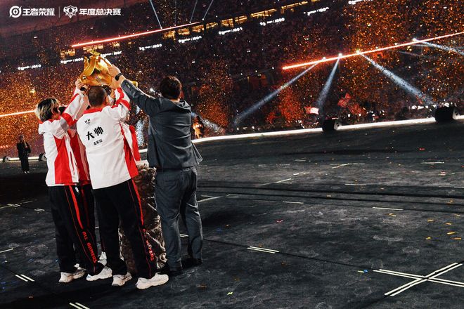 把6万人塞进鸟巢看游戏它离“冲出亚洲”只差一口气(图4)