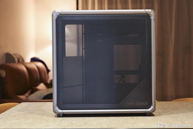 im电竞网站不仅颜值出众更兼顾散热的电竞海景房机箱乔思伯X400来了(图8)
