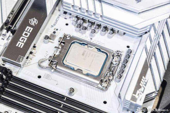 im电竞网站不仅颜值出众更兼顾散热的电竞海景房机箱乔思伯X400来了(图19)