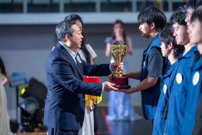 im电竞平台2025全国残疾人电竞公开赛深圳南山开赛—残健融合“破界”逐梦(图1)