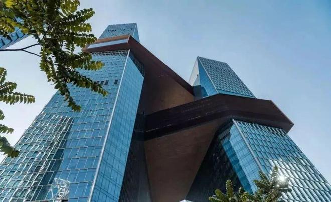 打游戏打出千亿产业！南山藏不住了im电竞网站(图5)