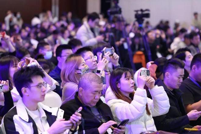 2025游戏产业年会：大盘创3500亿元新高从业者都在聊什么？(图2)