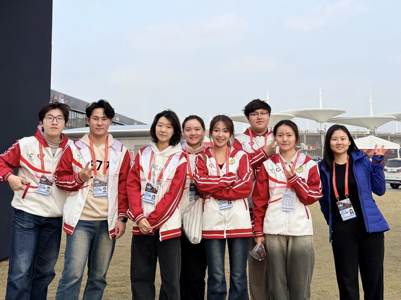 同济53名“小青凝”志愿者为2026F1上海站保驾护航(图2)