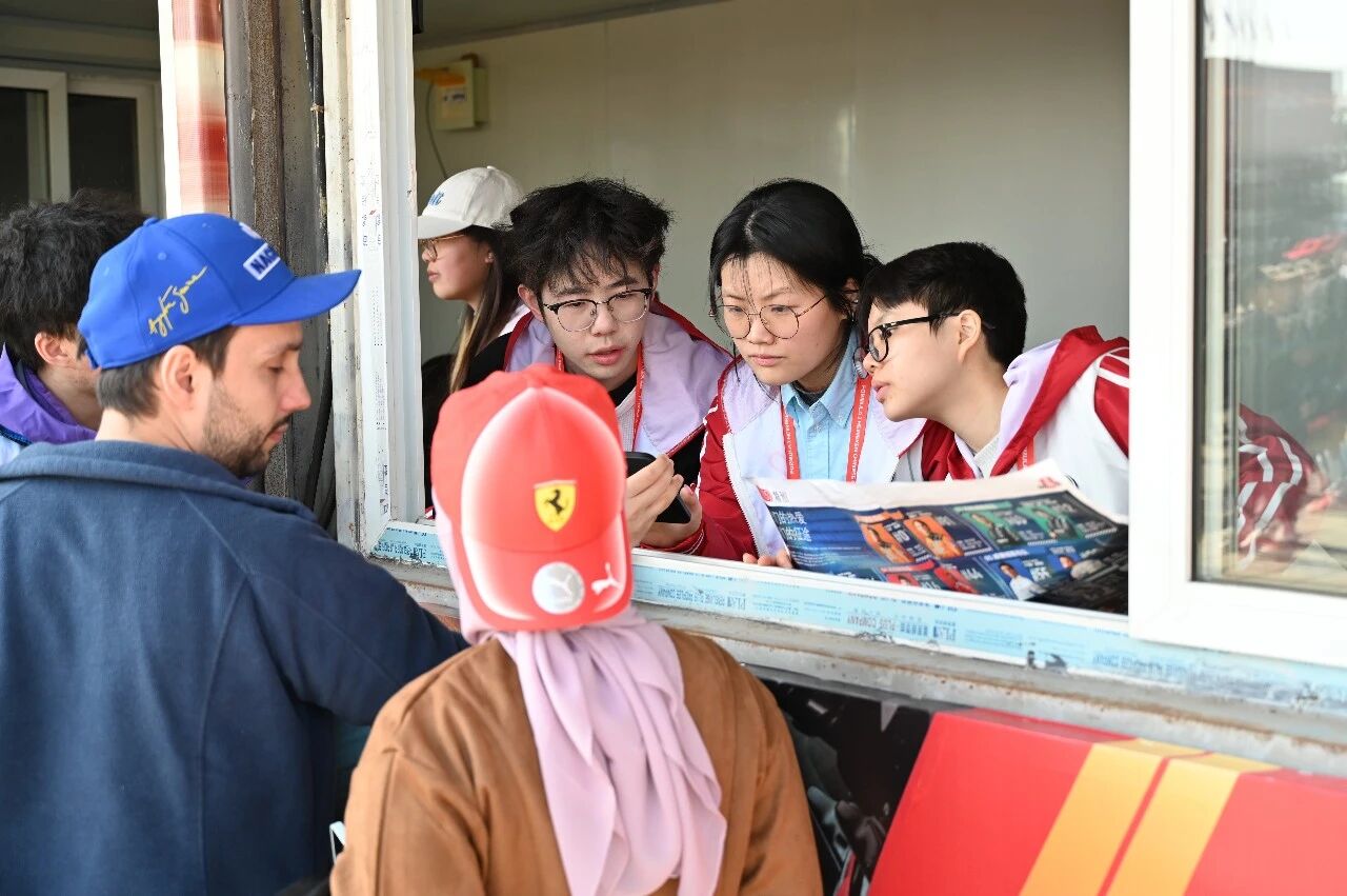 同济53名“小青凝”志愿者为2026F1上海站保驾护航(图5)